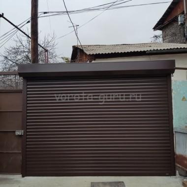 Роллетные ворота, установленные нашей компанией в Судаке